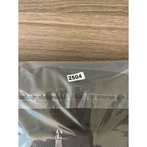 SOLD Ralph Lauren Purple Label Slim-Fit Suede-Trimmed Cashmere 1/2 Zip Sweater L - Picture 2 of 12